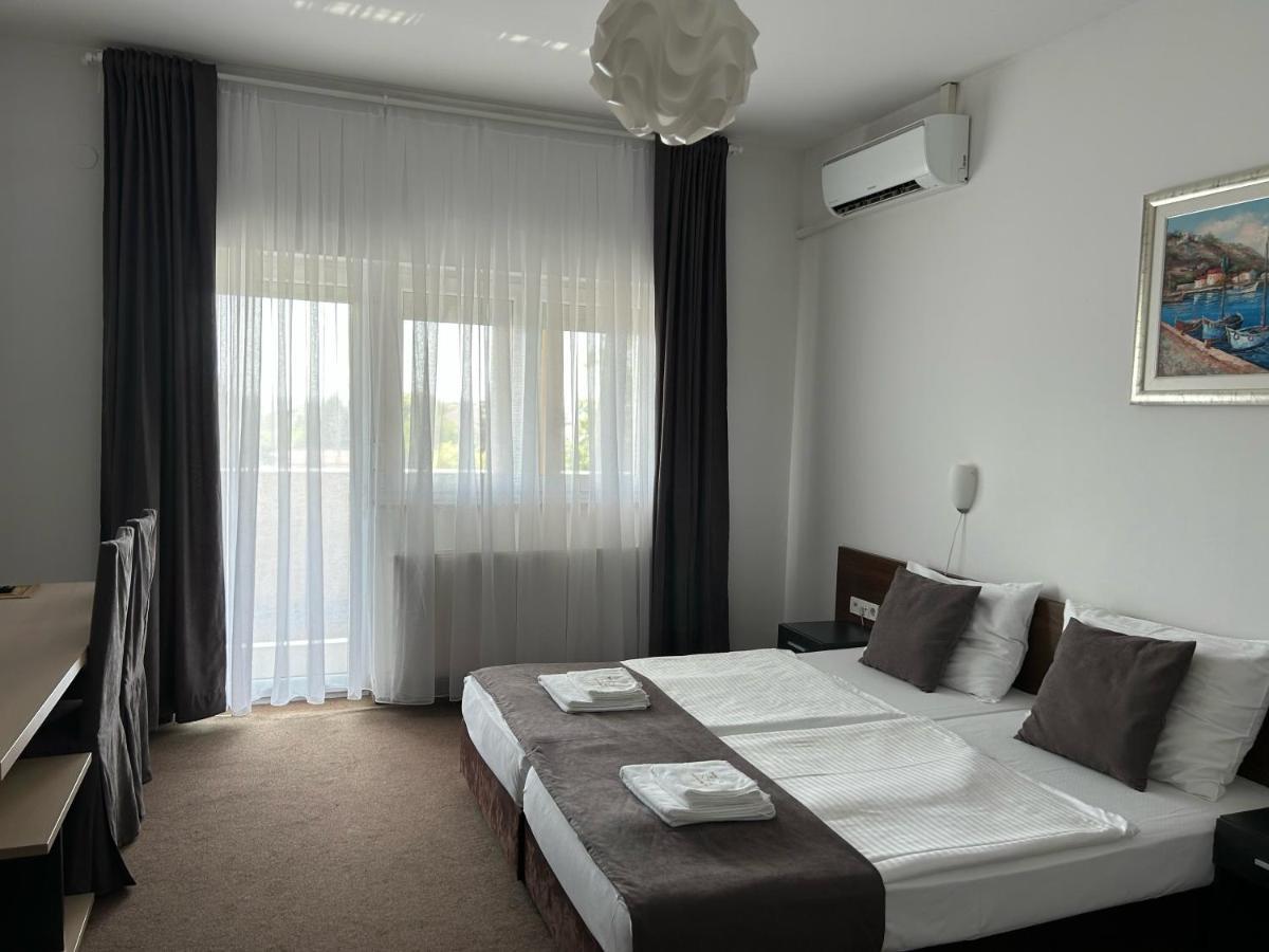 Rooms Elez Sesvete Exterior foto