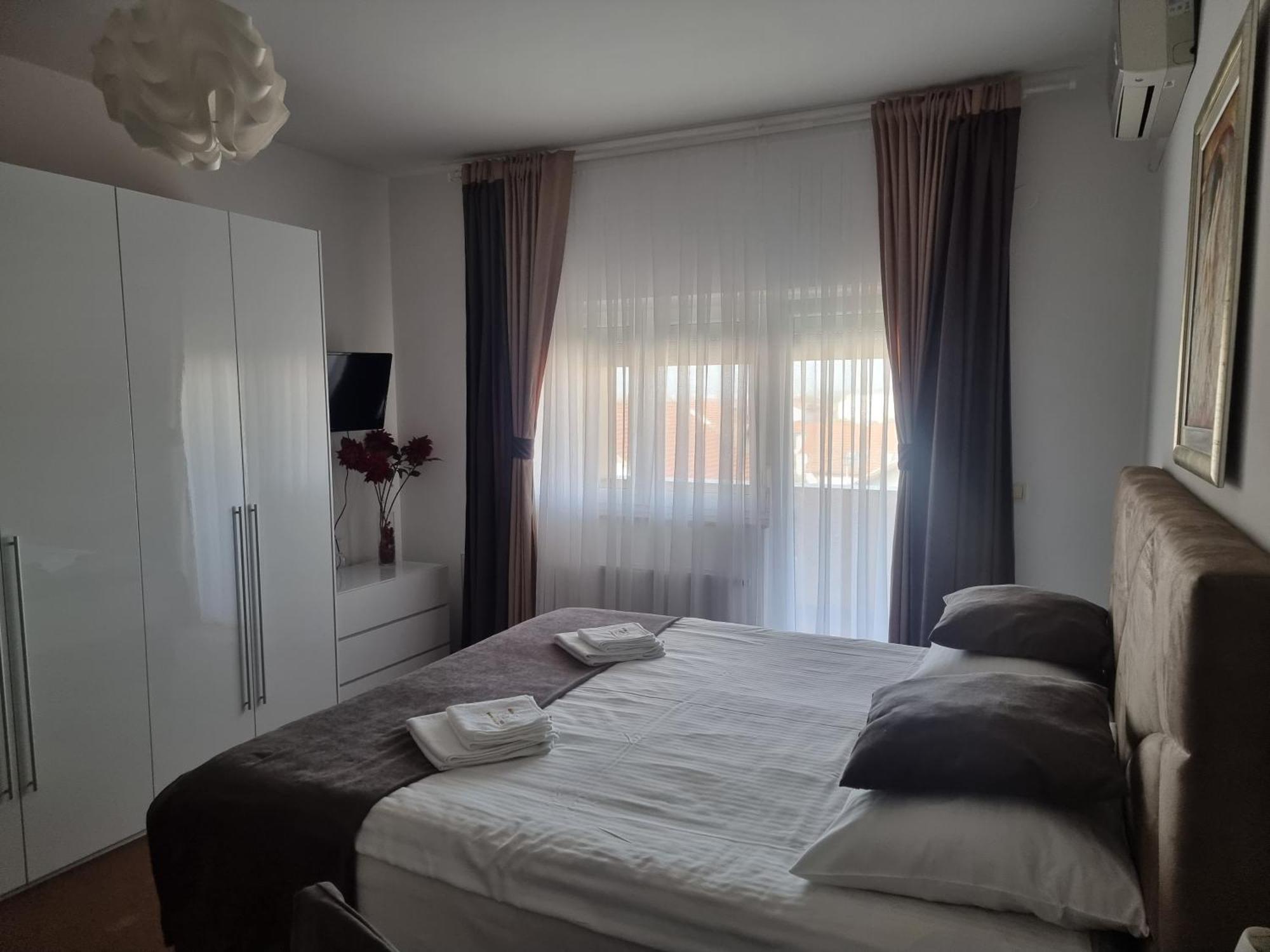 Rooms Elez Sesvete Exterior foto